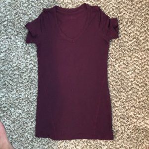 Lululemon tee